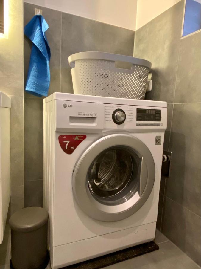 Traumhafte 115 Qm Ferienwohnung Am Steinhuder Meer, Ruhig, Komfortabel, Loggia, Parkplatz, Wifi 분스토트 외부 사진