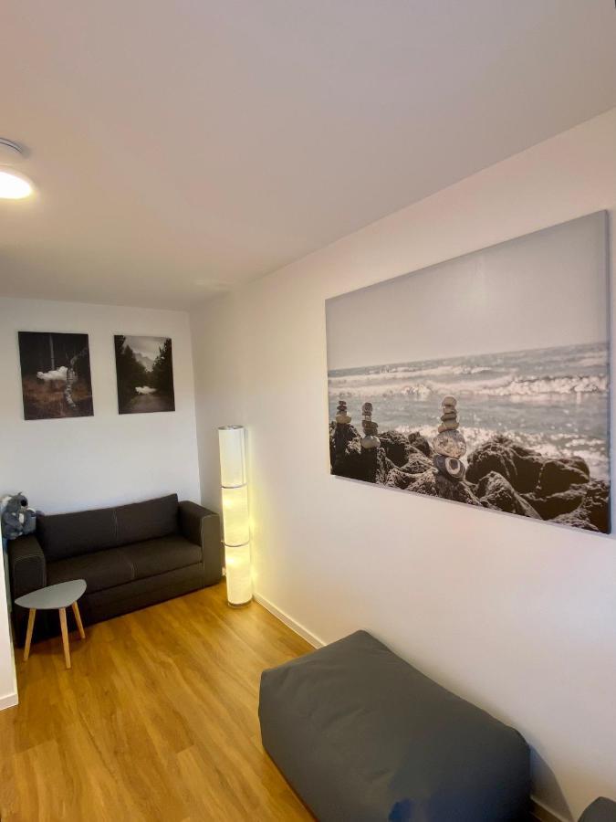 Traumhafte 115 Qm Ferienwohnung Am Steinhuder Meer, Ruhig, Komfortabel, Loggia, Parkplatz, Wifi 분스토트 외부 사진
