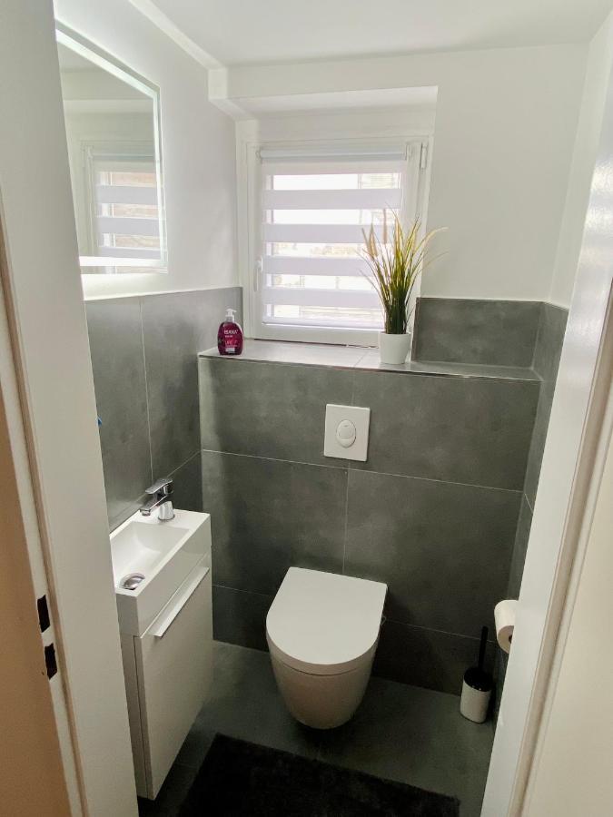 Traumhafte 115 Qm Ferienwohnung Am Steinhuder Meer, Ruhig, Komfortabel, Loggia, Parkplatz, Wifi 분스토트 외부 사진