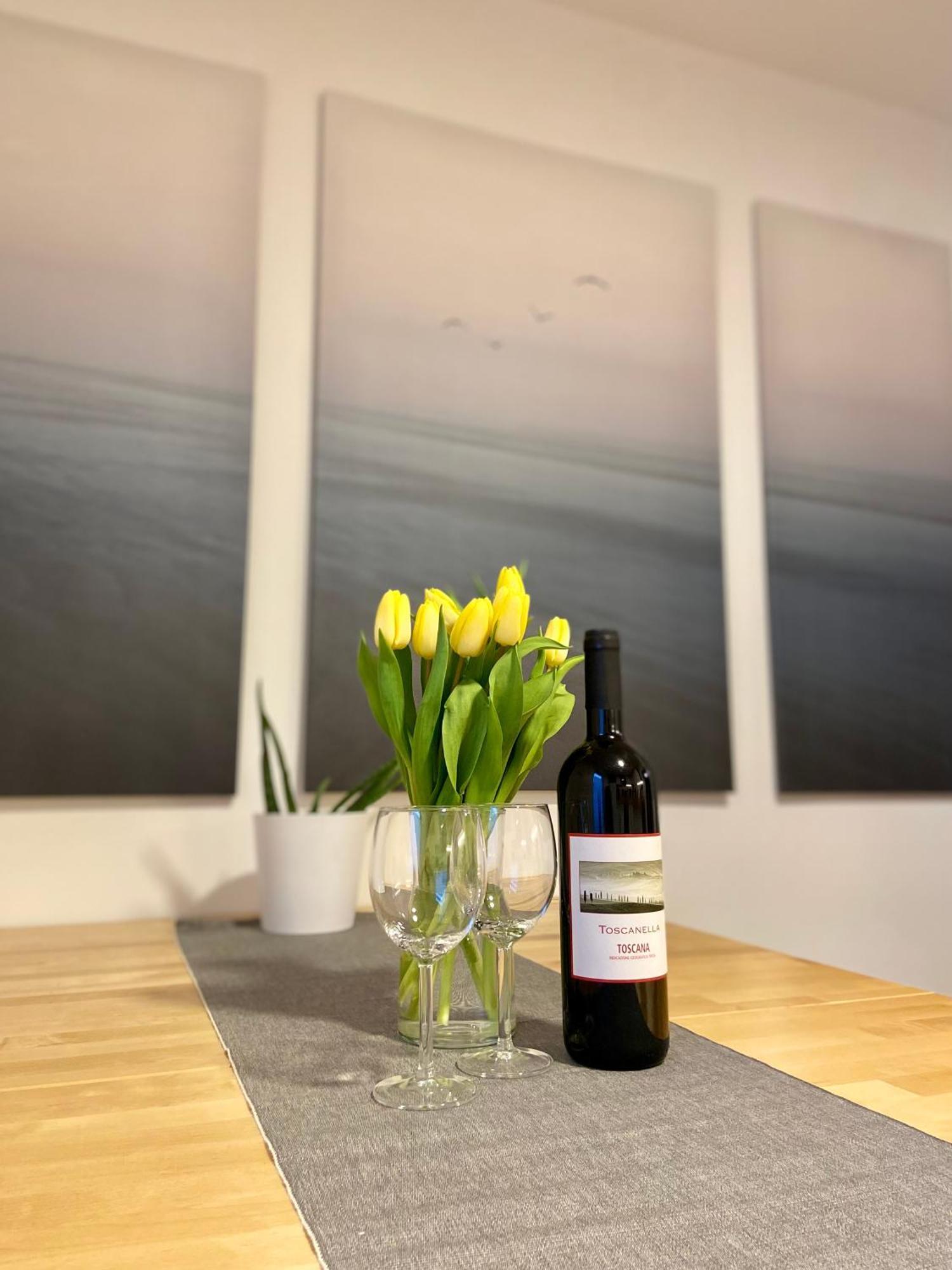 Traumhafte 115 Qm Ferienwohnung Am Steinhuder Meer, Ruhig, Komfortabel, Loggia, Parkplatz, Wifi 분스토트 외부 사진